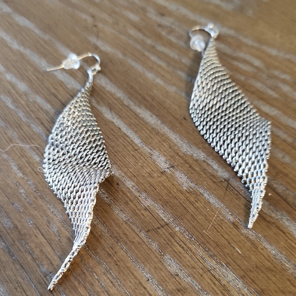 Silver Mesh Earrings - Picture 3 of 5